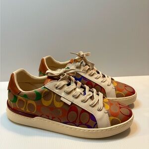 COACH Lowline Low Top Sneaker In Rainbow Signature Canvas Size 9B  EUC